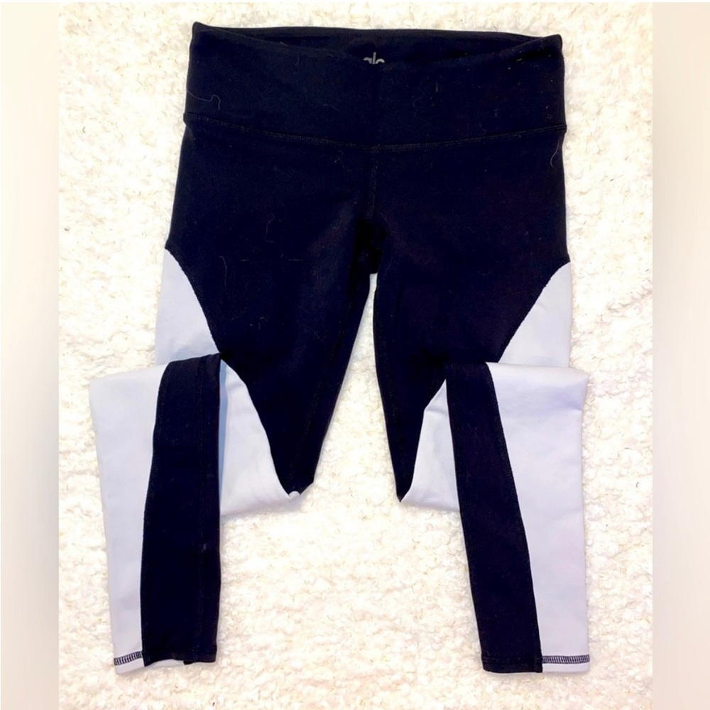 Alo Yoga B&W leggings